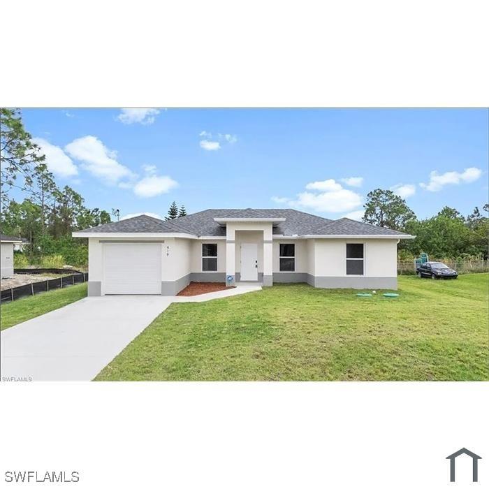 919 Hepburn Ave., Lehigh Acres, FL 33974