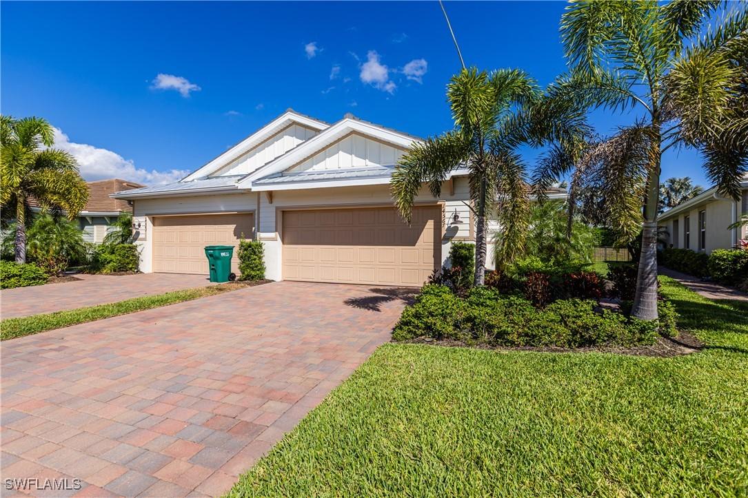 14567 Edgewater Cir., Naples, FL 34114