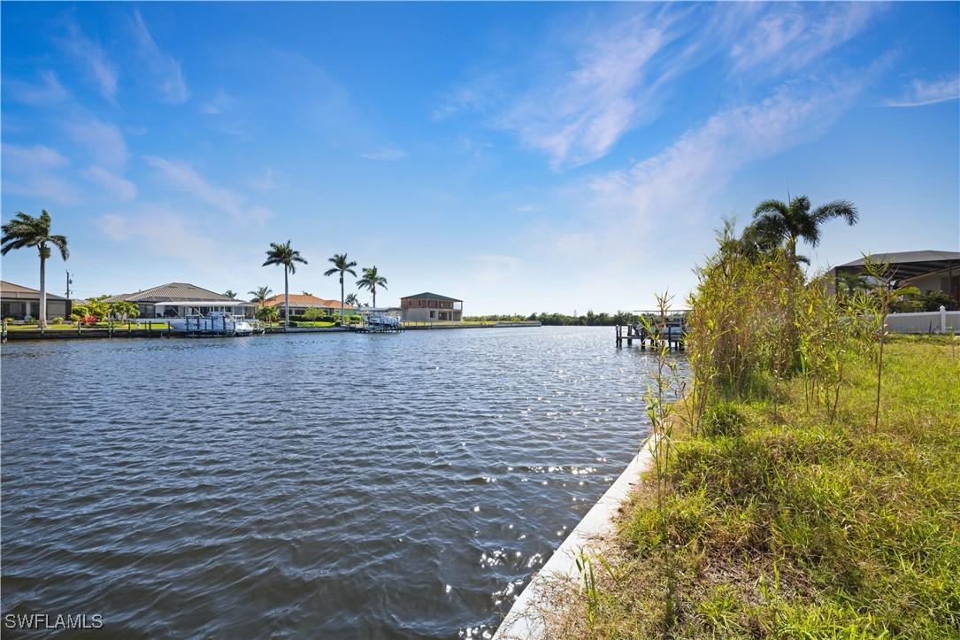 2910 SW 25th St., Cape Coral, FL 33914