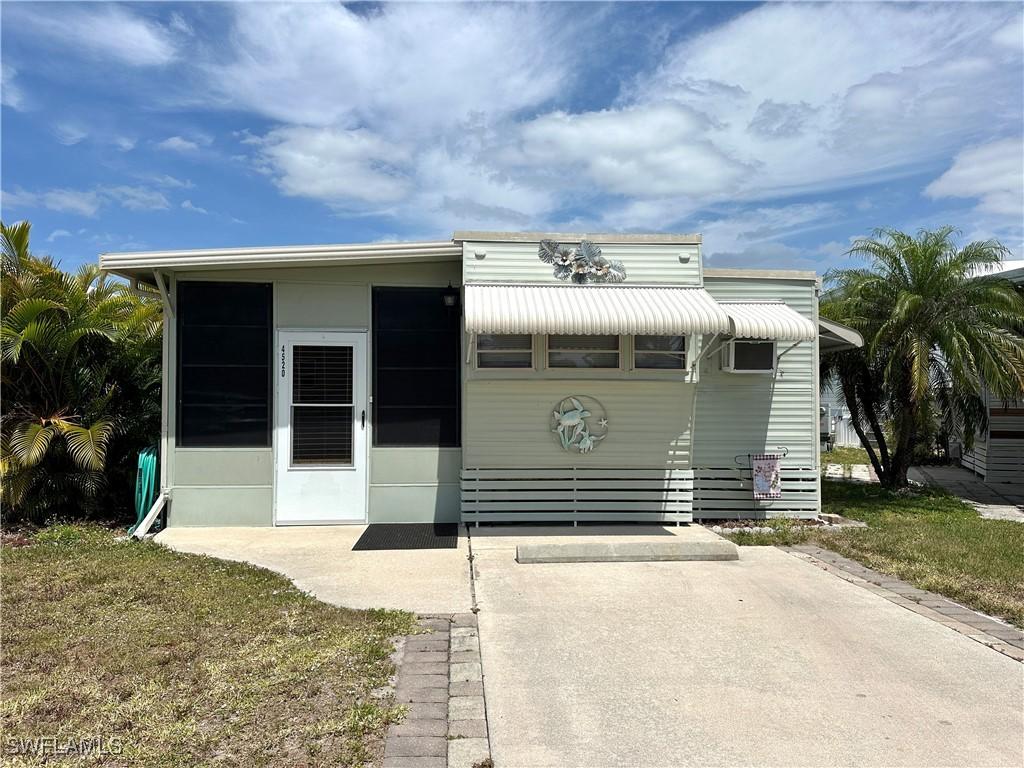 4520 Lafayette Ln., Estero, FL 33928