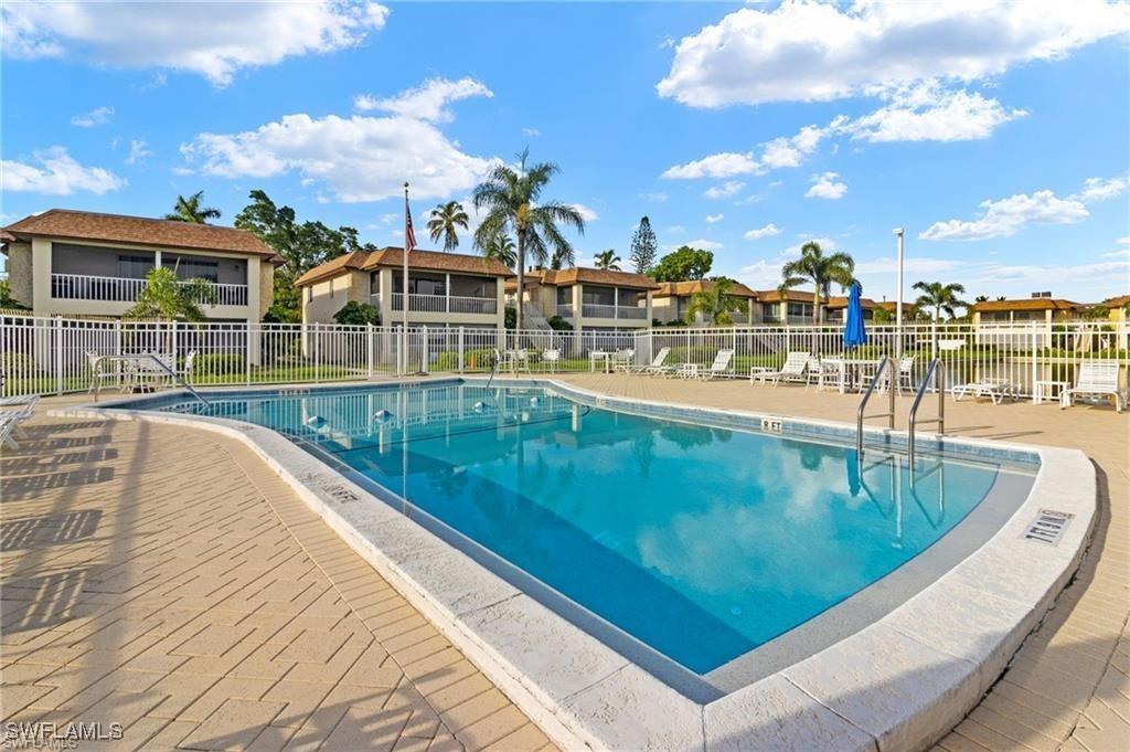 1155 Sandpiper St. #E1, Naples, FL 34102