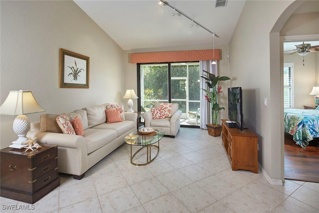 7730 Woodbrook Cir. #4202, Naples, FL 34104