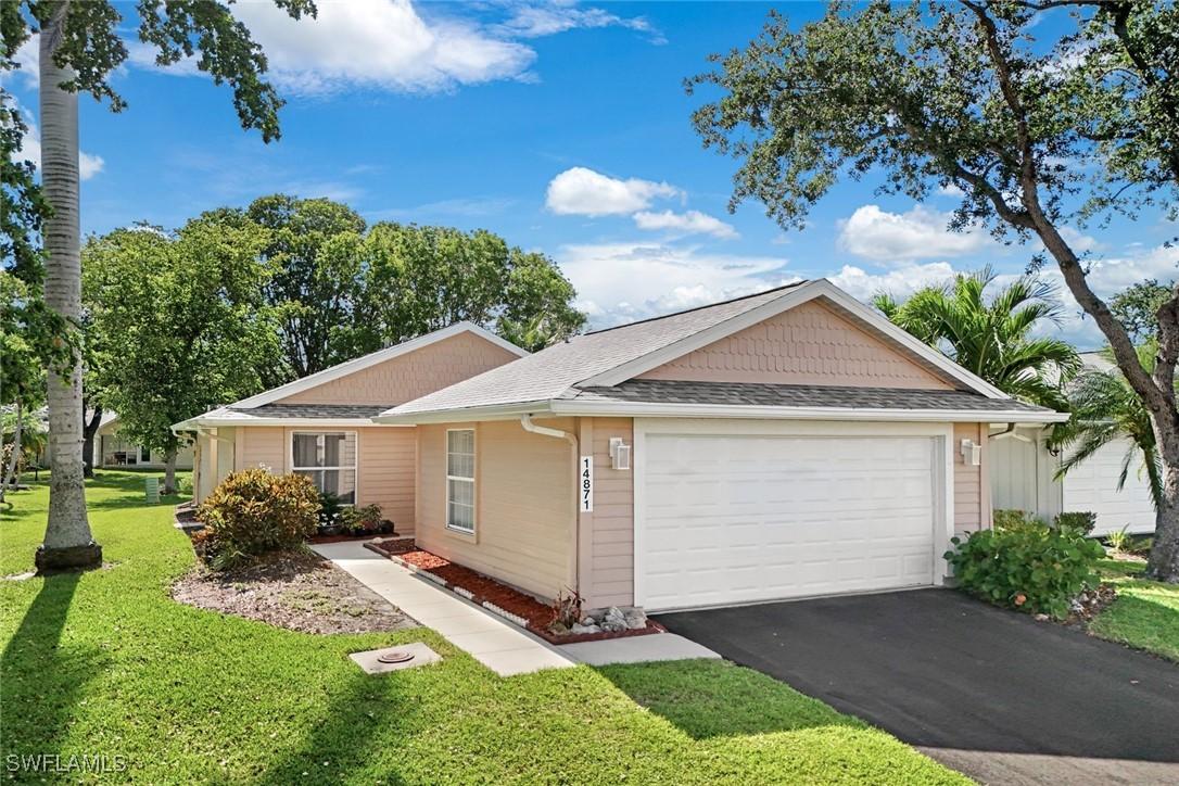 14871 Crescent Cove Dr., Fort Myers, FL 33908