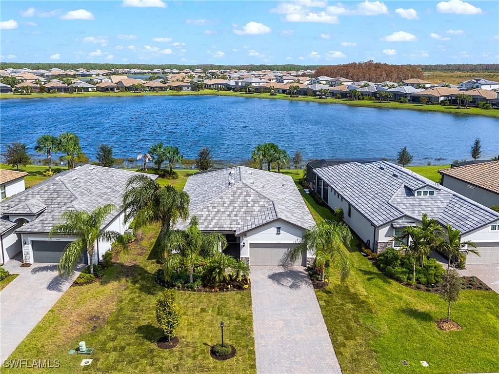 19647 Deming Ln., Estero, FL 33928