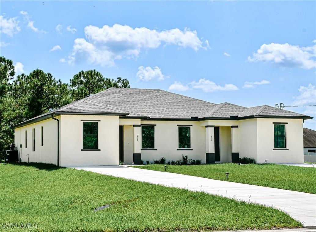 828/830 Holmes Ave., Lehigh Acres, FL 33974