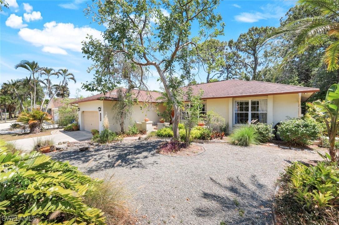 27151 Richview Ct., Bonita Springs, FL 34135