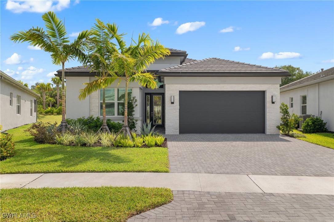 12389 Dahlia Ct., Naples, FL 34120