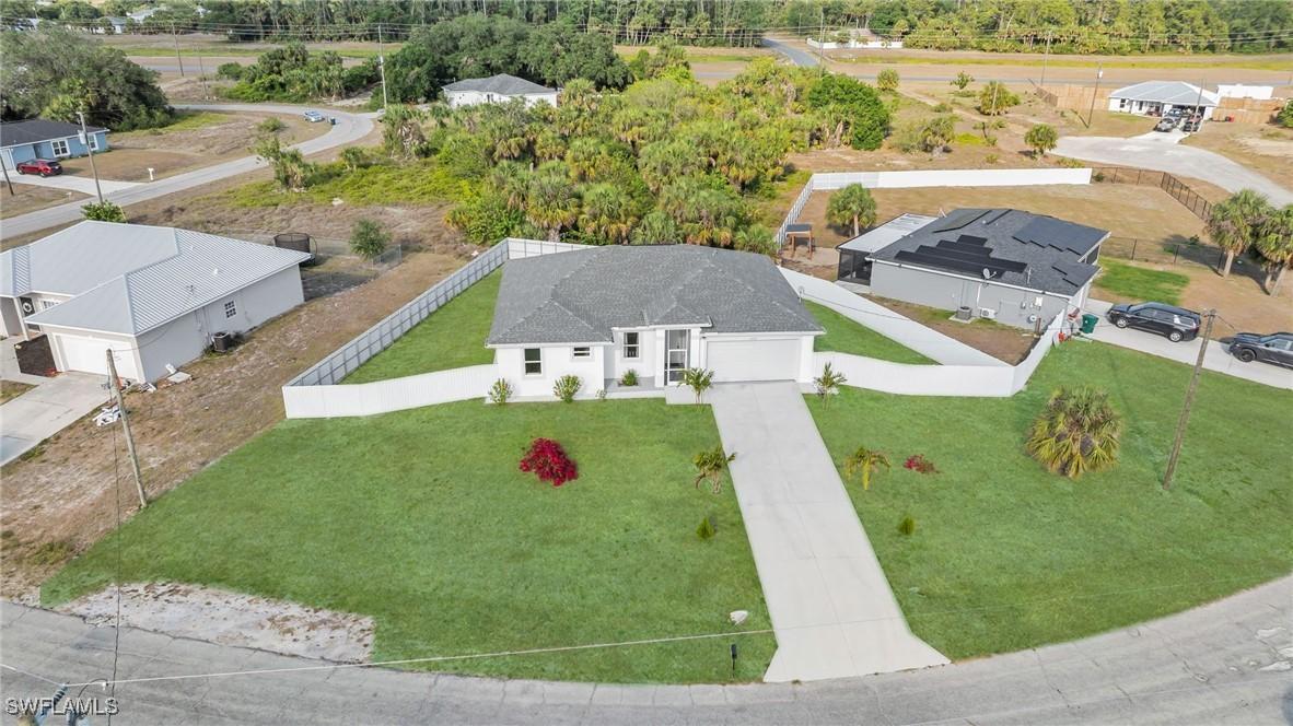 1049 Canoe Ct., Labelle, FL 33935