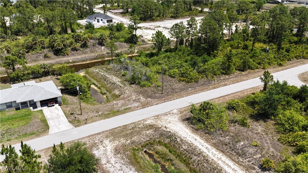 1037 Kellogg St., Lehigh Acres, FL 33974