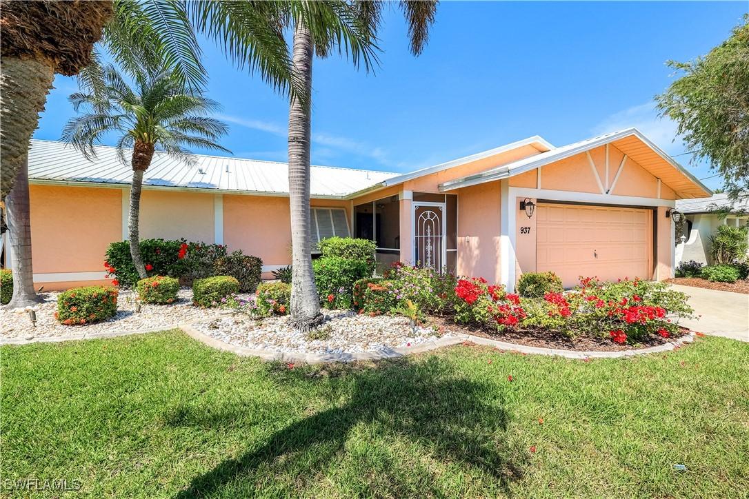 937 SW 54th Ln., Cape Coral, FL 33914