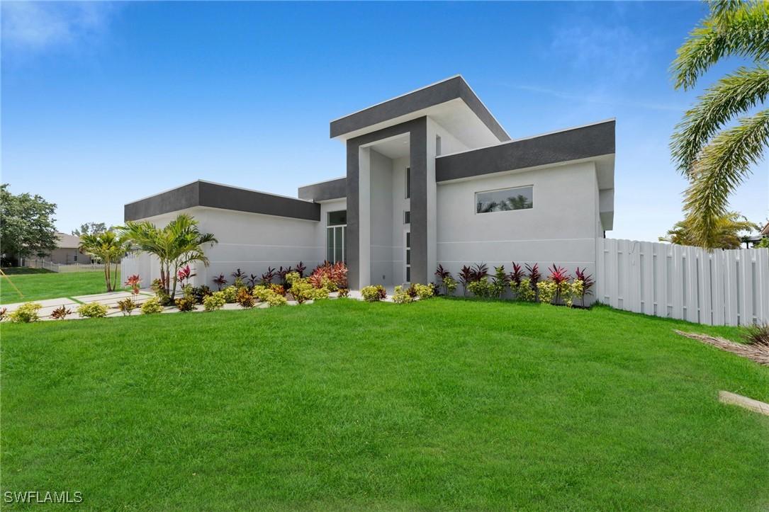 1218 NW 20th Ave., Cape Coral, FL 33993