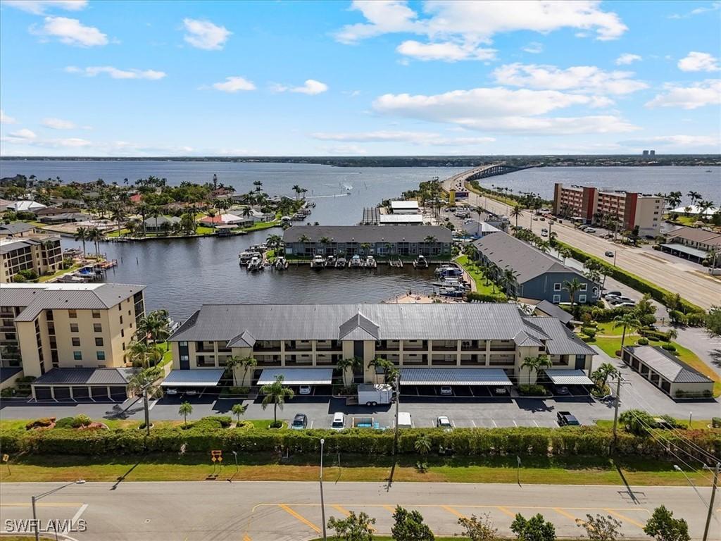 4719 SE 17th Pl. #208, Cape Coral, FL 33904