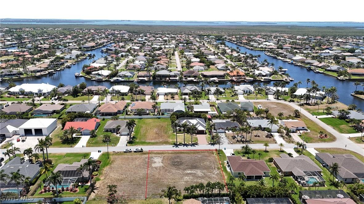 2315 SW 50th Ln., Cape Coral, FL 33914
