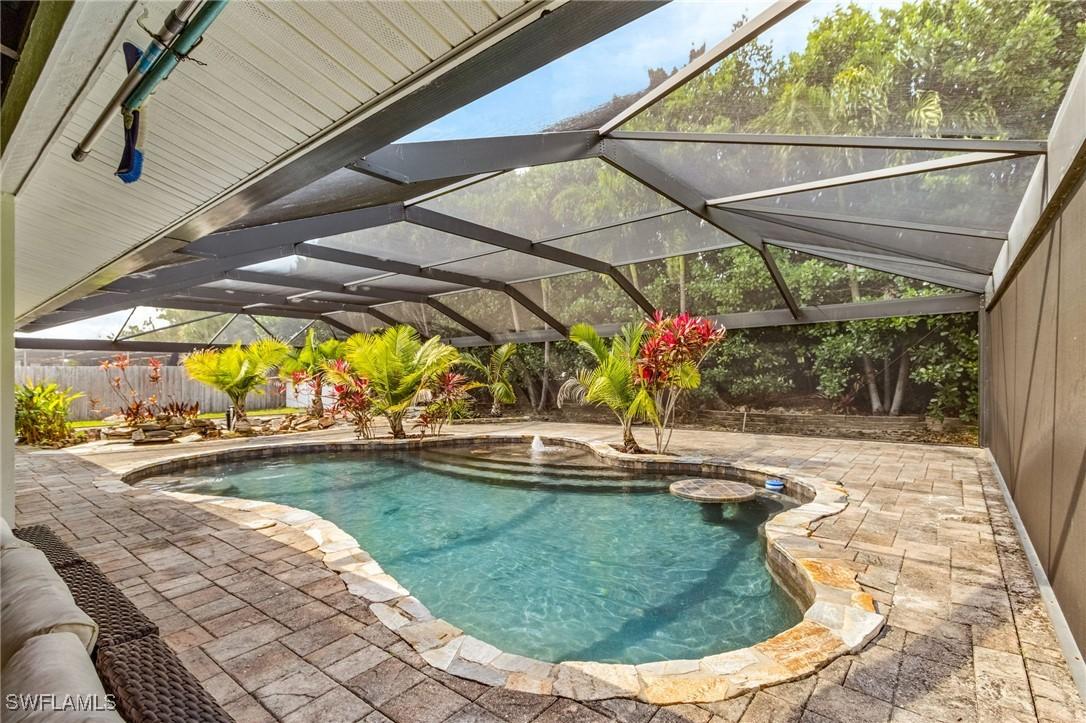 2479 Pinewoods Cir. #1, Naples, FL 34105
