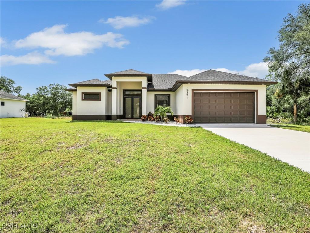 2221 Robert Ave., Alva, FL 33920