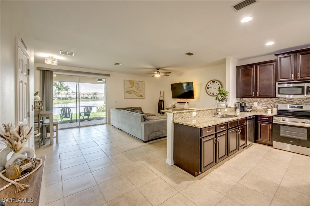 3823 Clearbrook Ln., Fort Myers, FL 33966