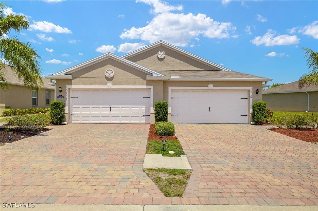 10733 Crossback Ln., Lehigh Acres, FL 33936