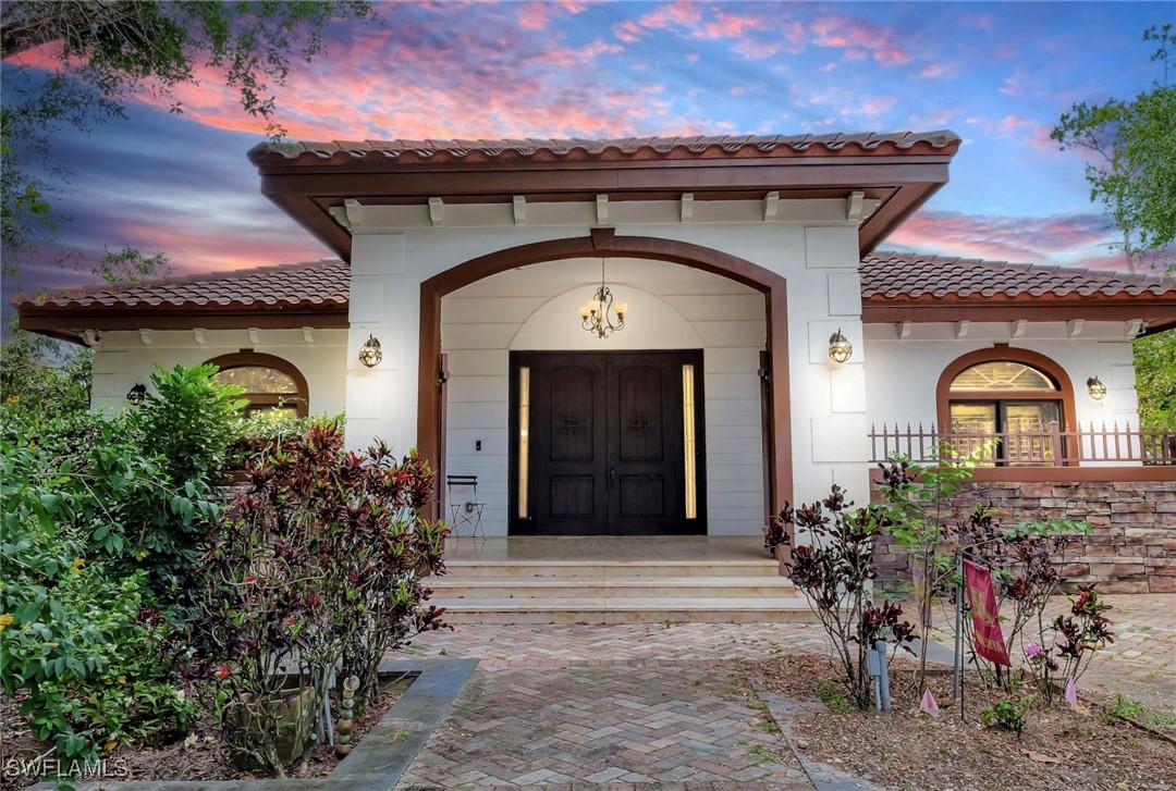 2605 64th St., Naples, FL 34105