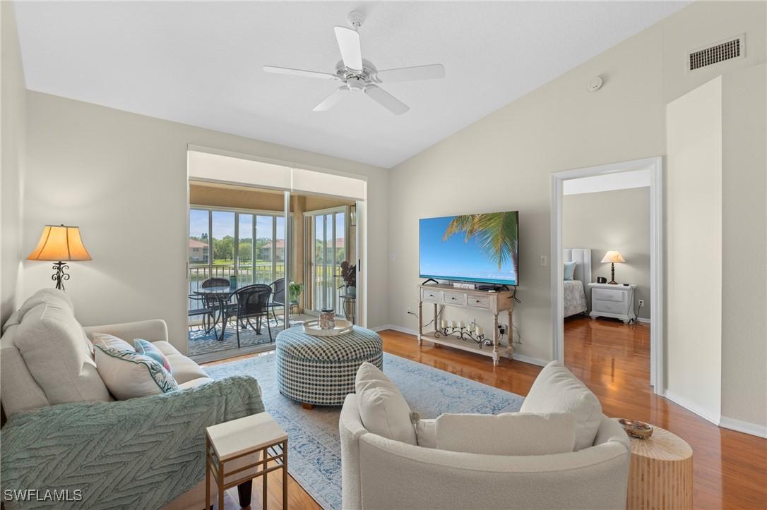 6660 Huntington Lakes Cir. #204, Naples, FL 34119