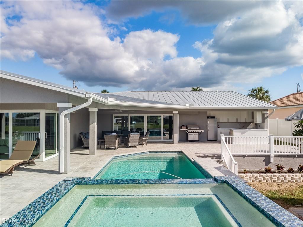 2195 Havana Ave., Fort Myers, FL 33905