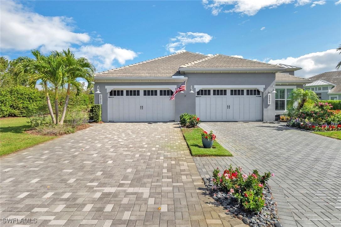 5977 Haiti Drive Dr., Naples, FL 34113