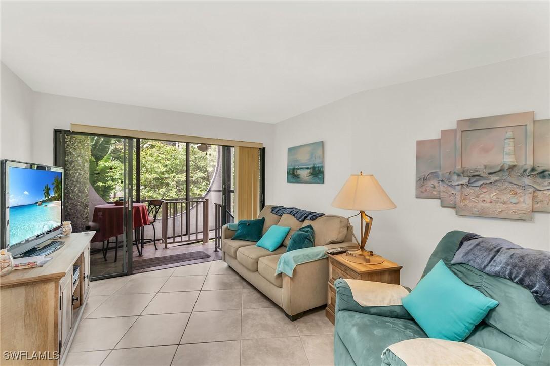 1011 Anglers Cove #H205, Marco Island, FL 34145