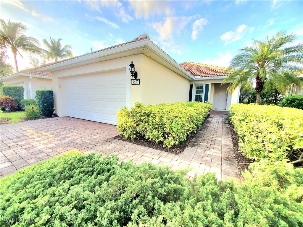 8657 Querce Ct., Naples, FL 34114