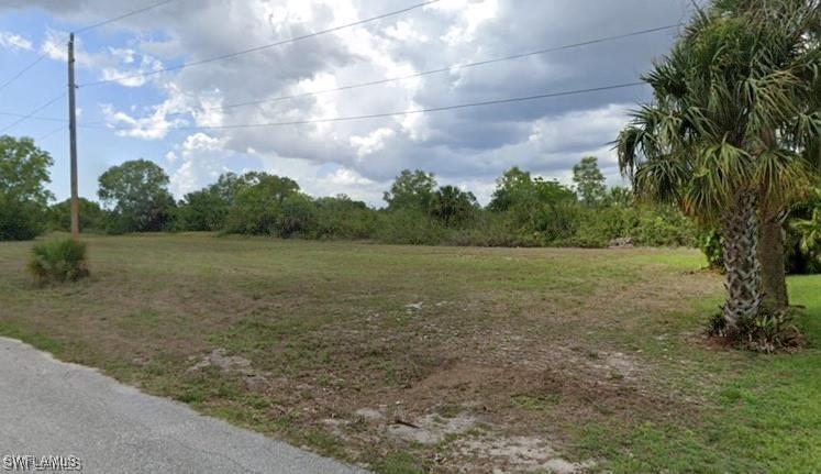 2123 NE 27th Ter., Cape Coral, FL 33909