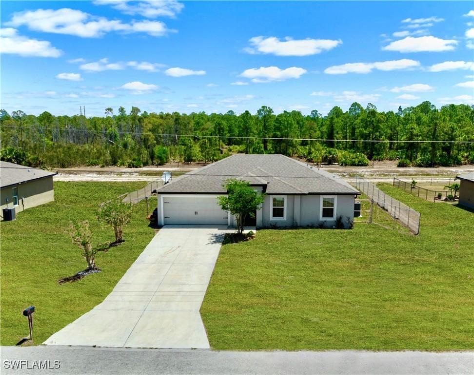 843 Lochman Dr., Fort Myers, FL 33913