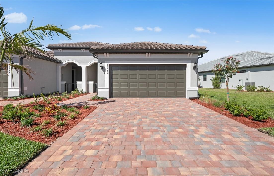 16740 Rolling Rock Blvd., Alva, FL 33920