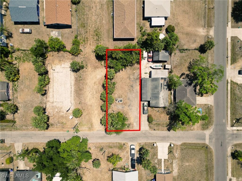 2143 Davis St., Fort Myers, FL 33916
