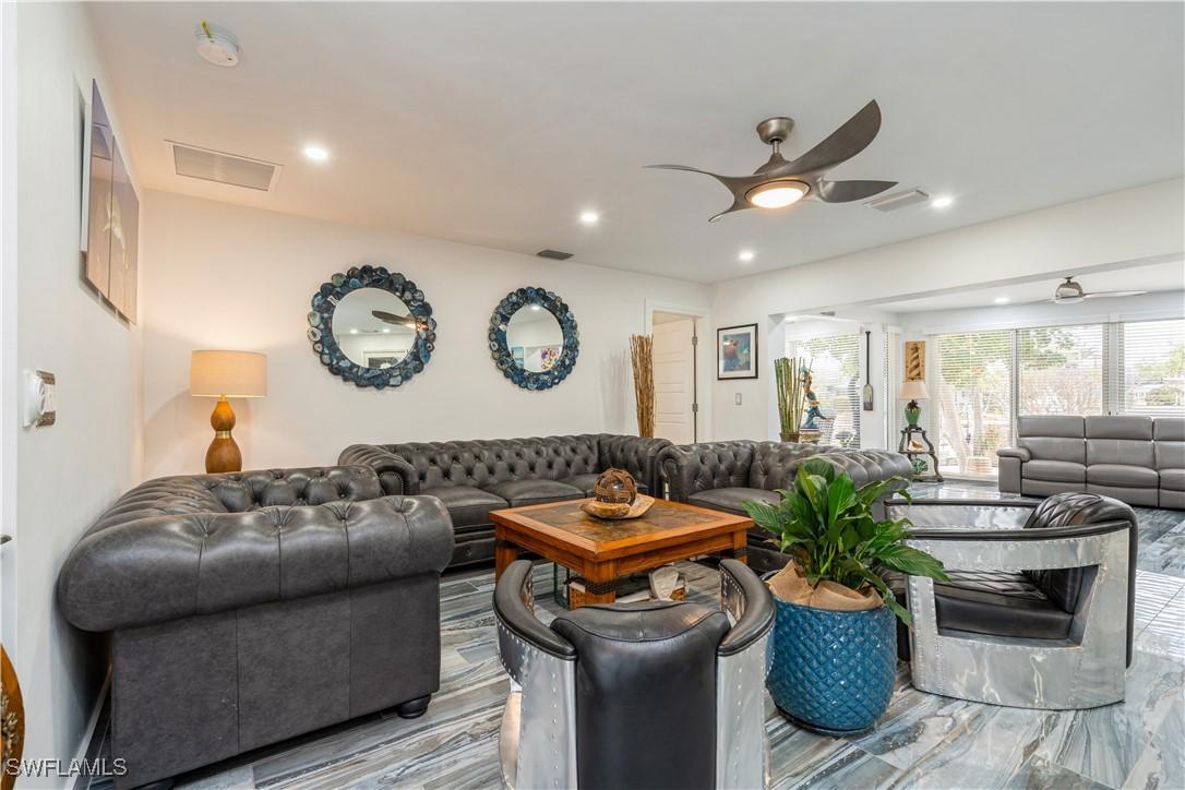1658 Windmill Ave., Marco Island, FL 34145