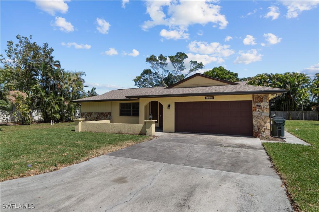 1299 Kasamada Dr., Fort Myers, FL 33919