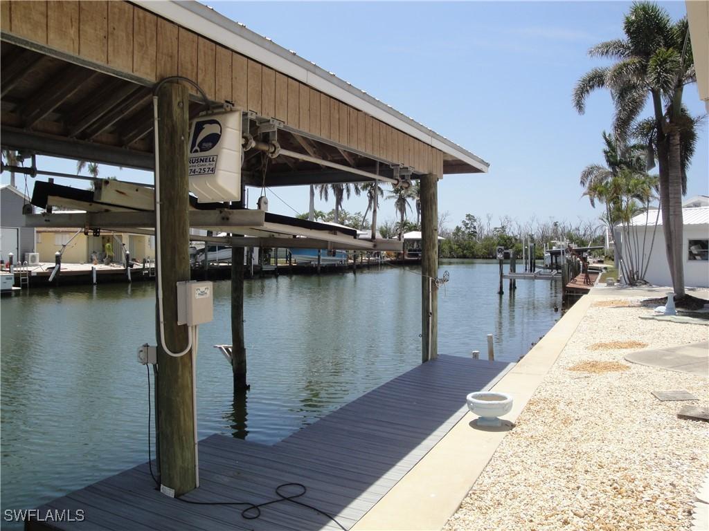 3891 Cruz Dr., St James City, FL 33956
