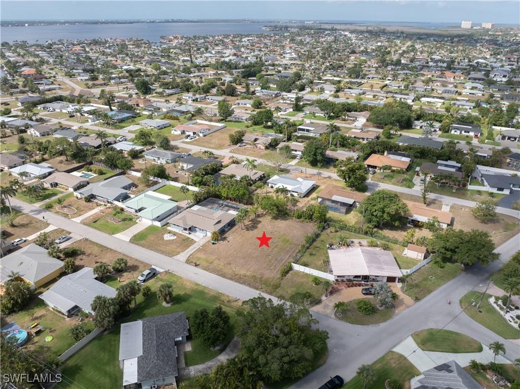 5206 Sunnybrook Ct., Cape Coral, FL 33904