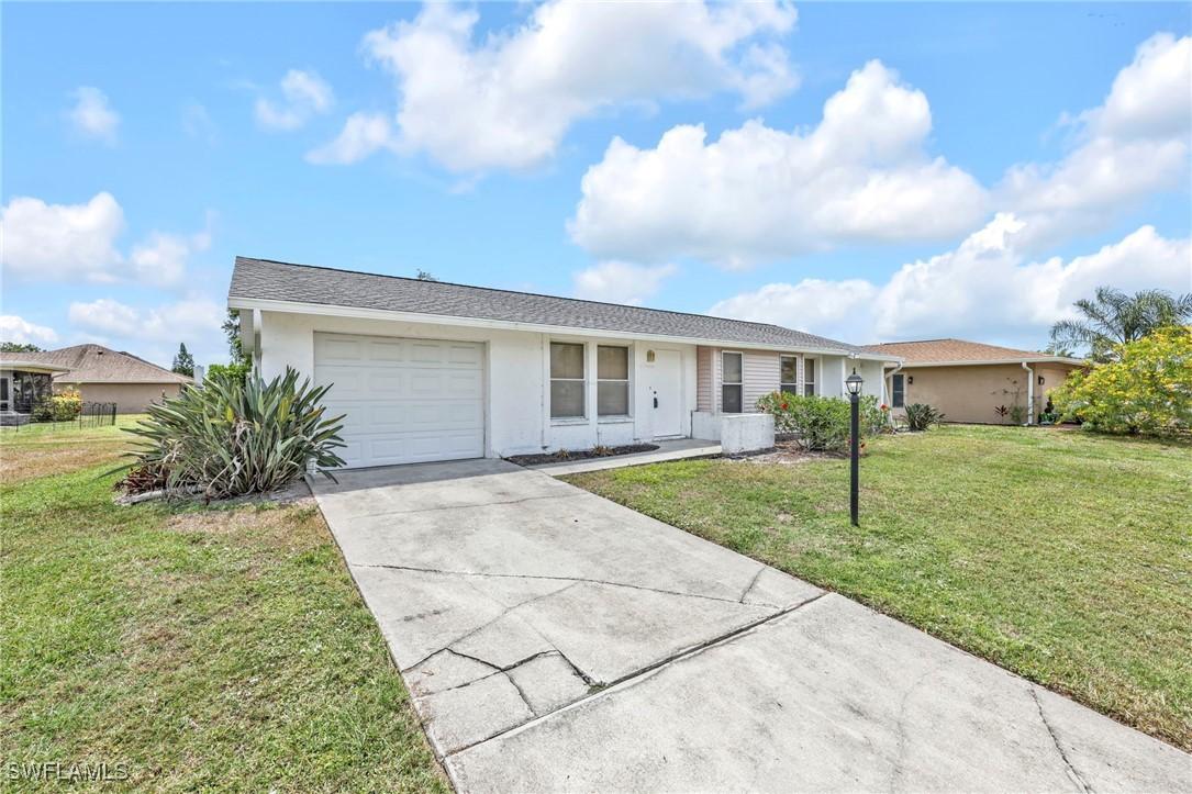 140 Blue Ridge Dr., Naples, FL 34112