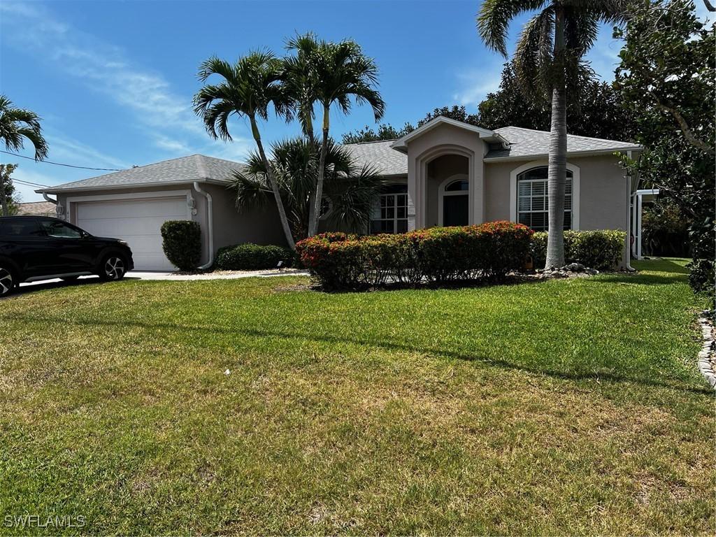 4152 Country Club Blvd., Cape Coral, FL 33904