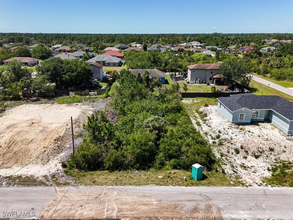 421 Yolanda St., Lehigh Acres, FL 33972