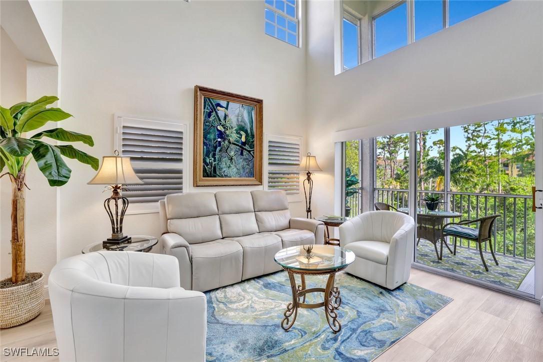 4500 Botanical Place Cir. #301, Naples, FL 34112