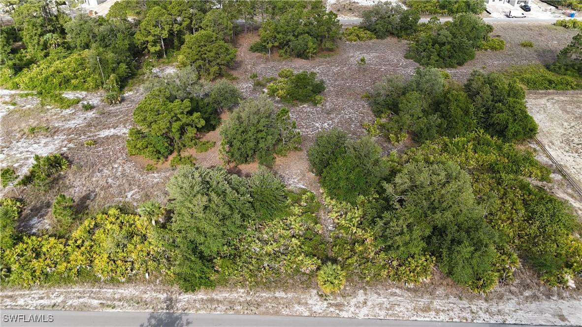 1315 Dixie Ave., Lehigh Acres, FL 33972