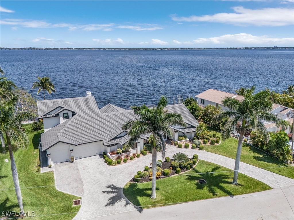2803 SE 22nd Pl., Cape Coral, FL 33904