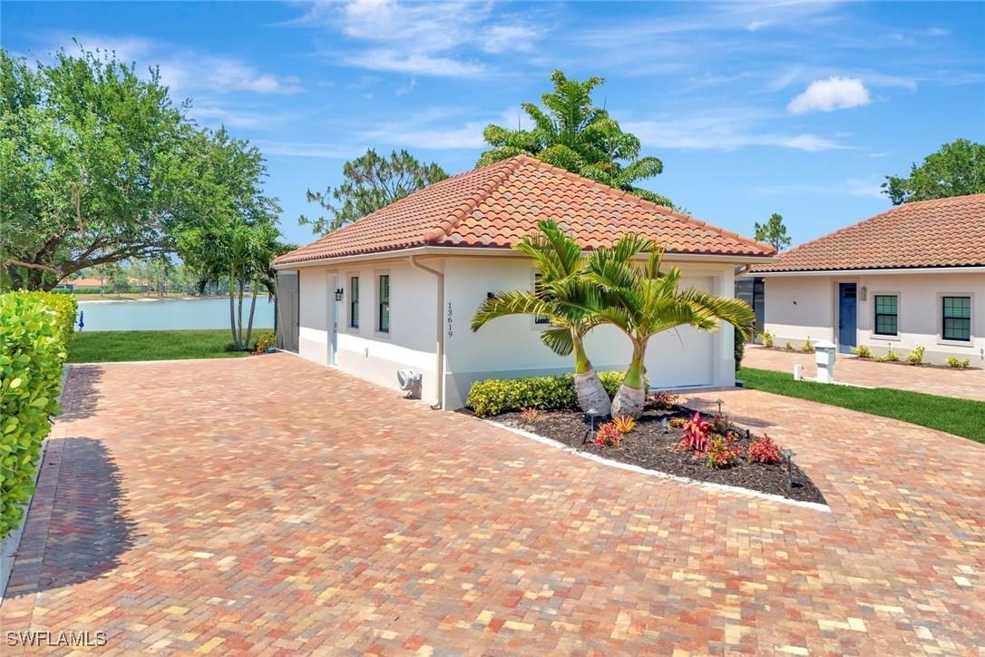 13619 Golden Palms Cir., Fort Myers, FL 33913