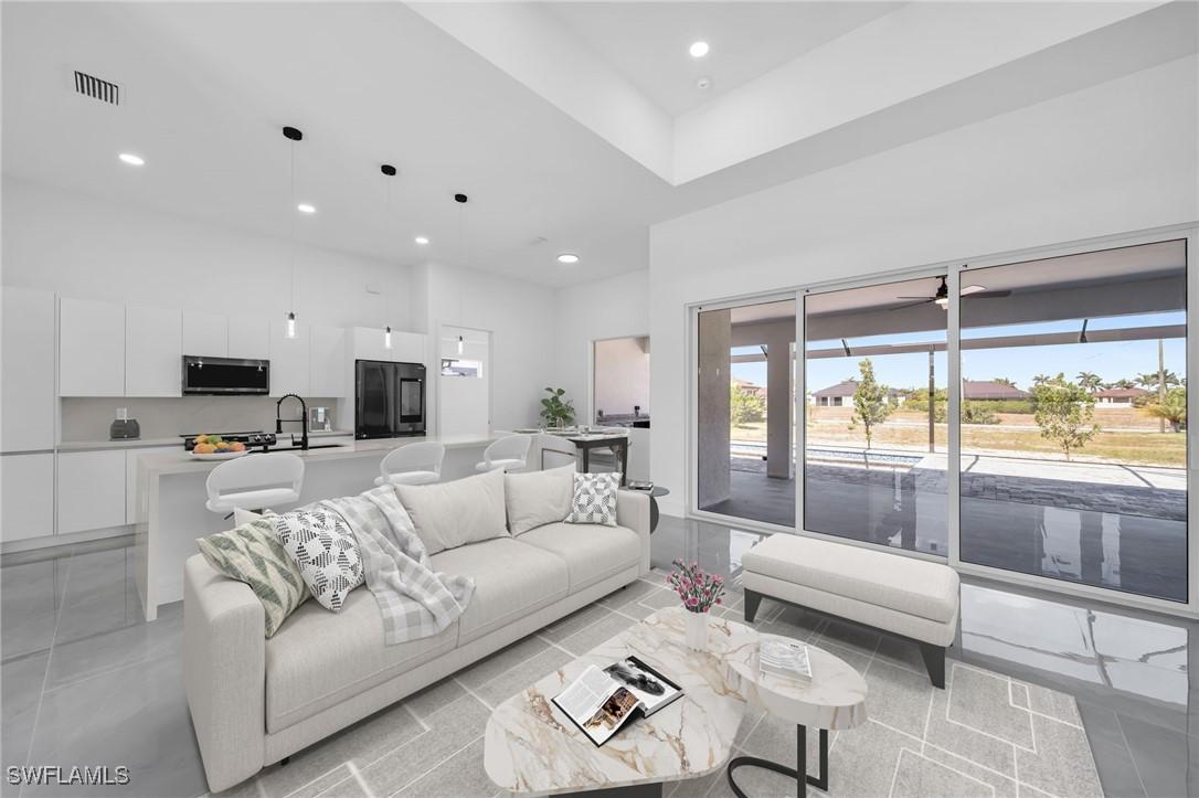 2813 NW 41st Ave., Cape Coral, FL 33993