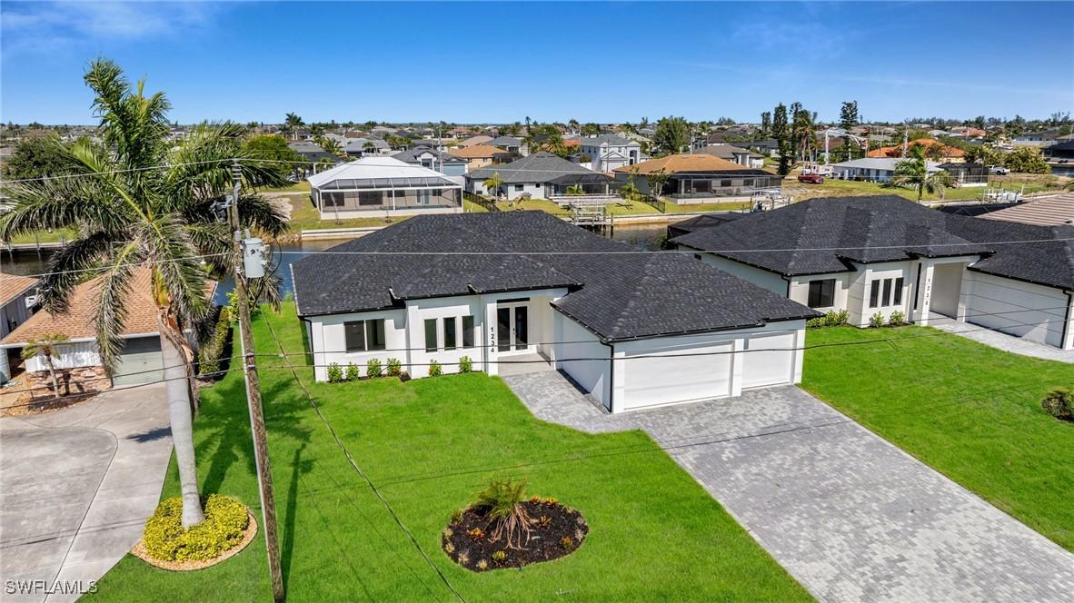 2712 NW 41st Ave., Cape Coral, FL 33993