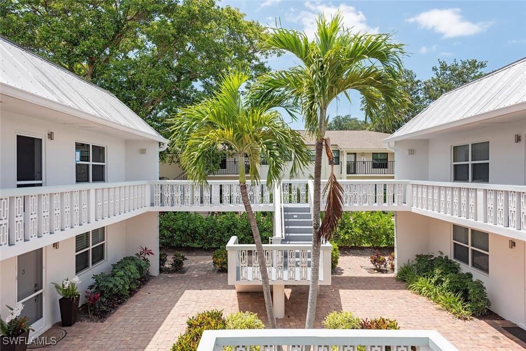 780 10th Ave. #23, Naples, FL 34102