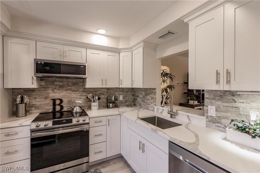 7098 Nantucket Cir. #7, North Fort Myers, FL 33917