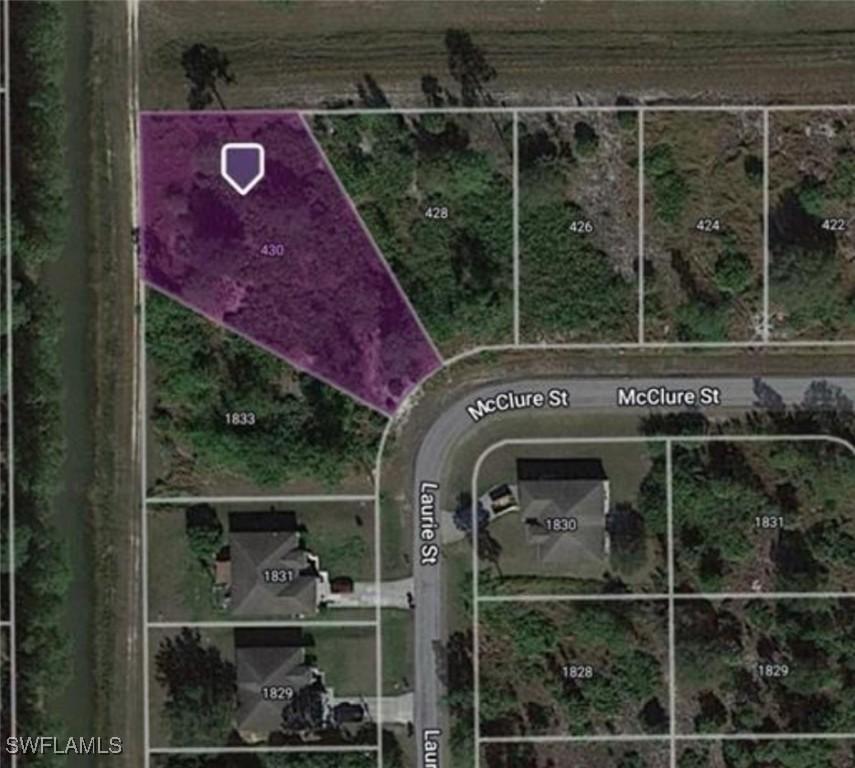 430 Mcclure St., Lehigh Acres, FL 33972