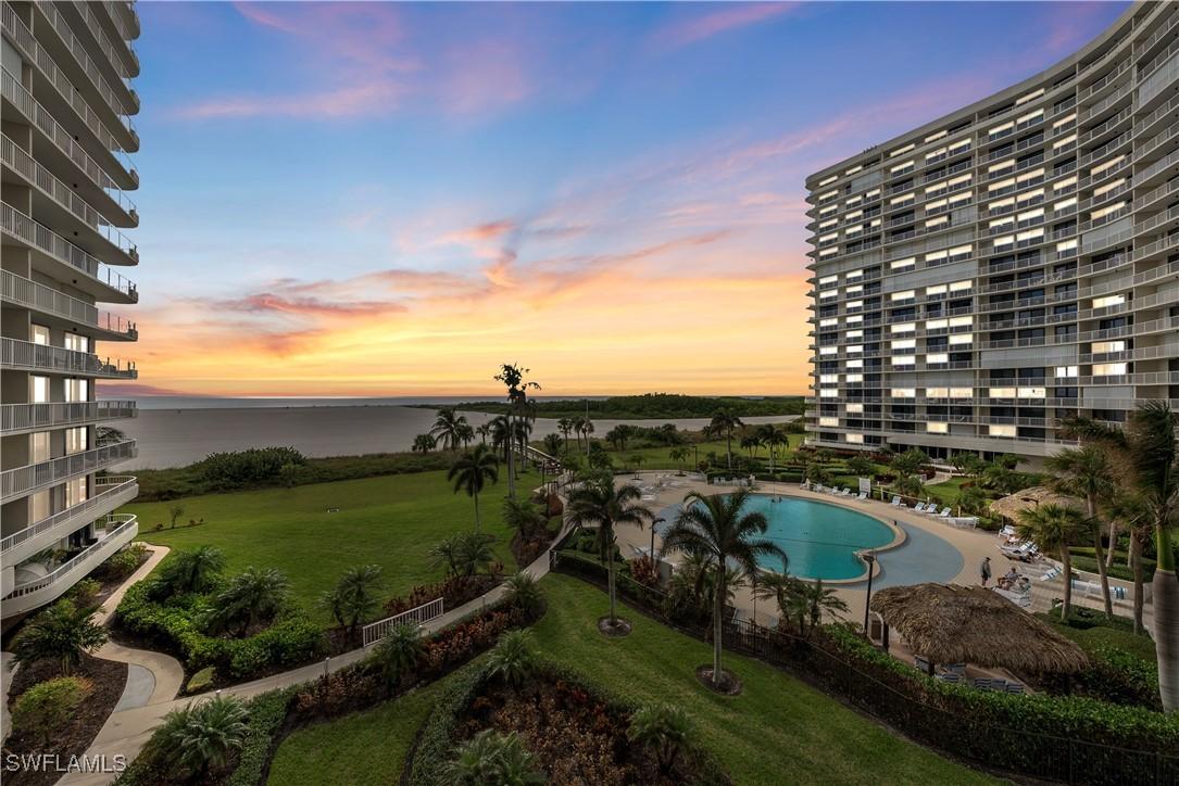 260 Seaview Ct. #402, Marco Island, FL 34145