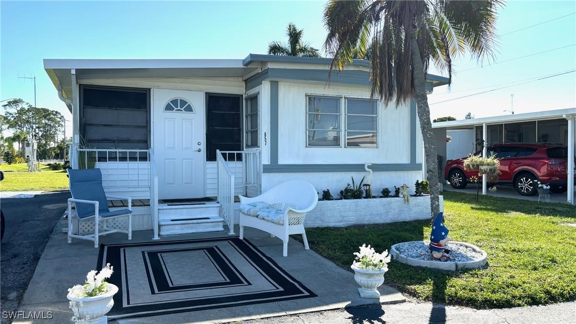 857 Winterest Dr., North Fort Myers, FL 33917