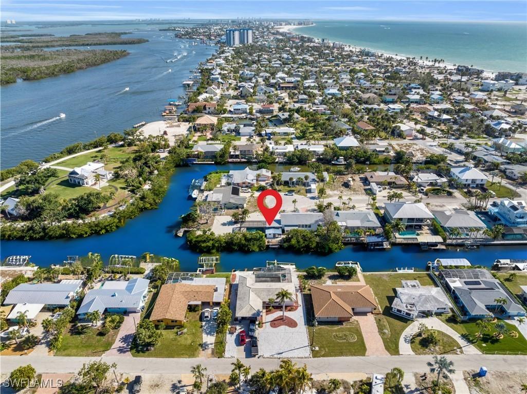 351 Jefferson Ct., Fort Myers Beach, FL 33931